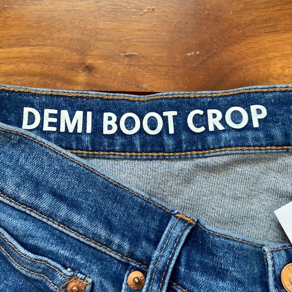 NWT J Crew Demi Boot Crop Jeans - Picture 9 of 15